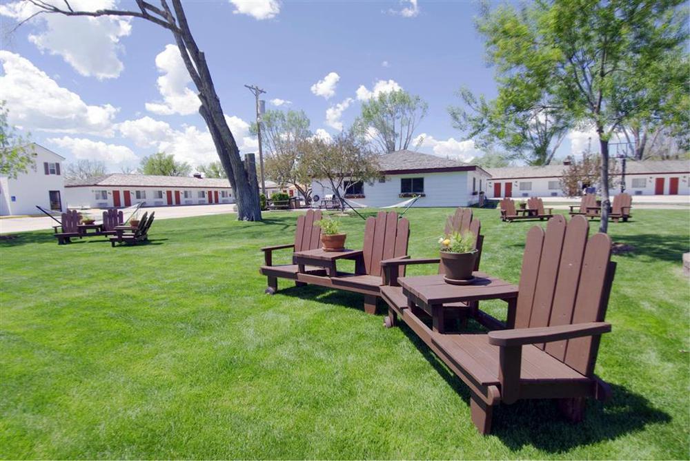 Covered Wagon Motel Lusk Wy Buitenkant foto